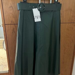 NWT Zara Dark Green Faux Leather MIDI Skirt
